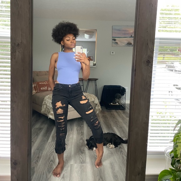 Super Distressed Black Skinny Jeans - Picture 3 of 11